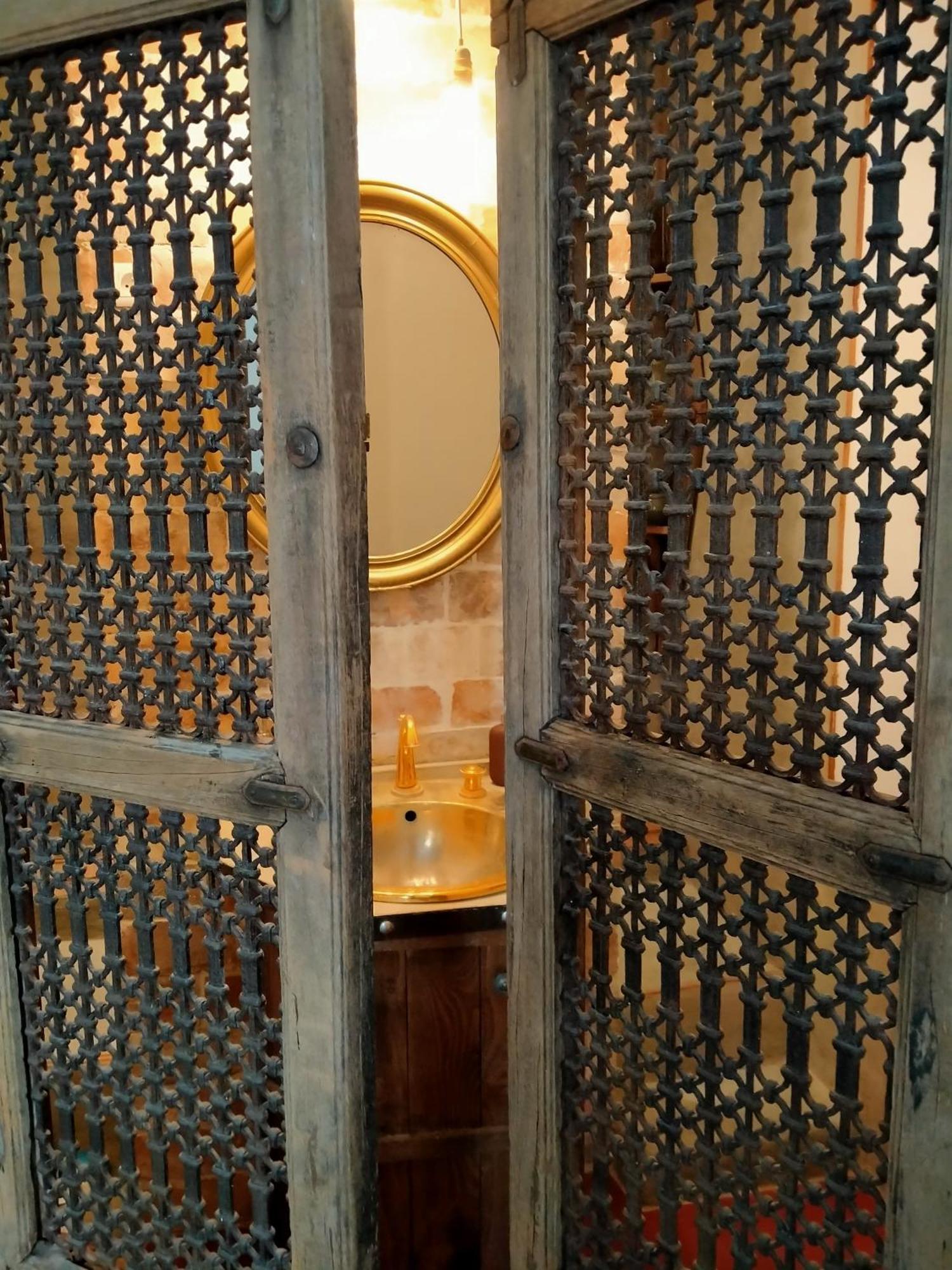Cote Fontaine Hotel Orange  Bagian luar foto