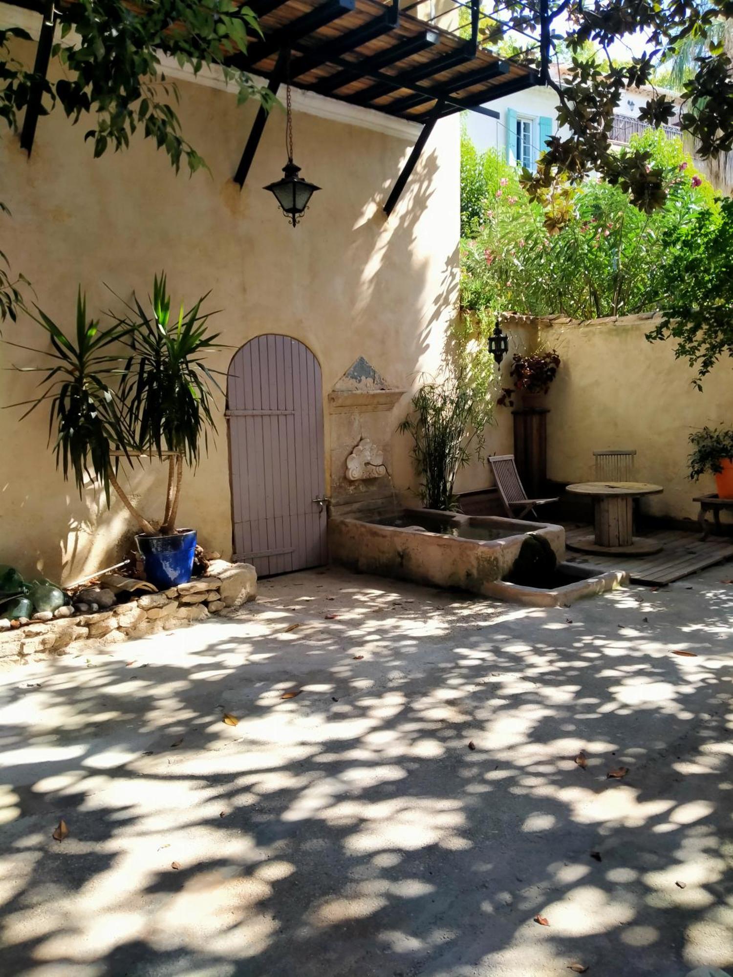 Cote Fontaine Hotel Orange  Bagian luar foto